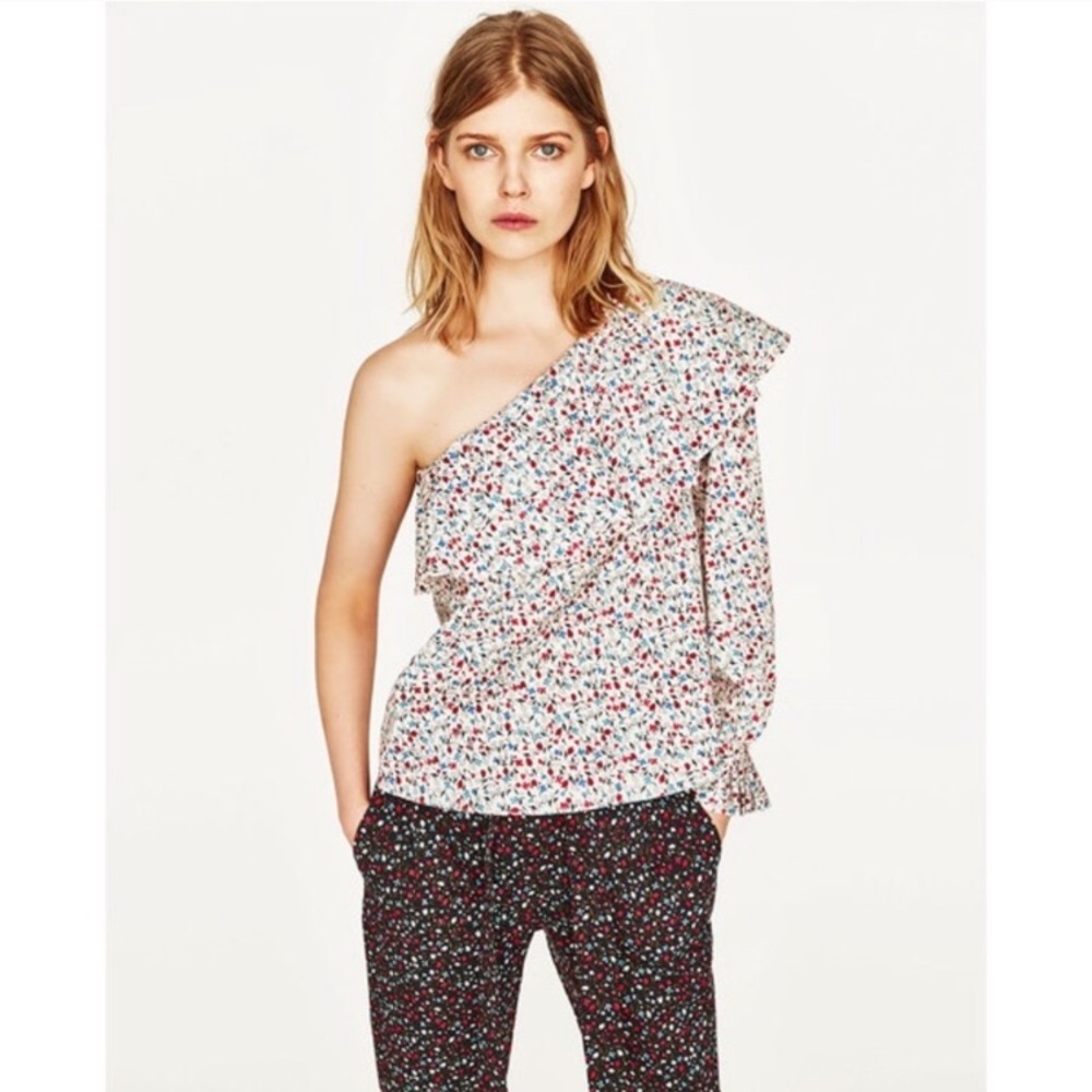 Zara one shoulder ruffle floral 100% cotton top